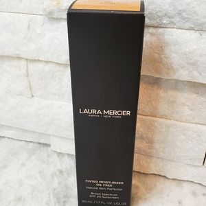 Laura Mercier Tinted Moisturizer